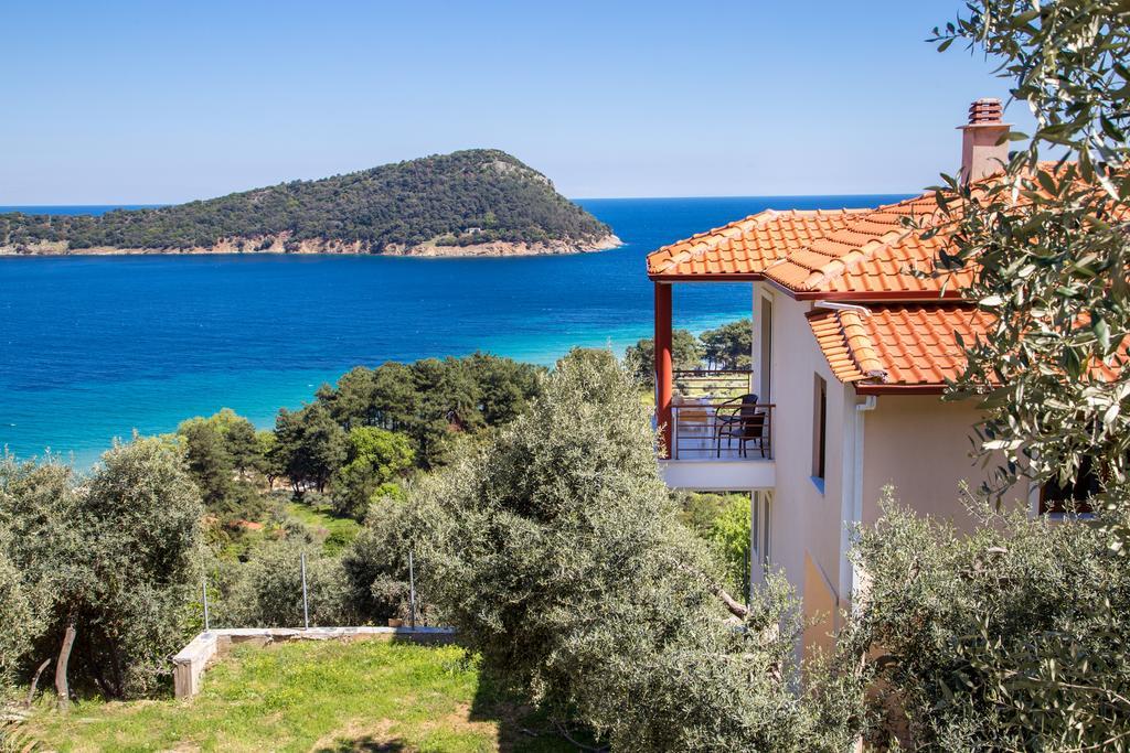 Aphrodite Villas Koinira Extérieur photo