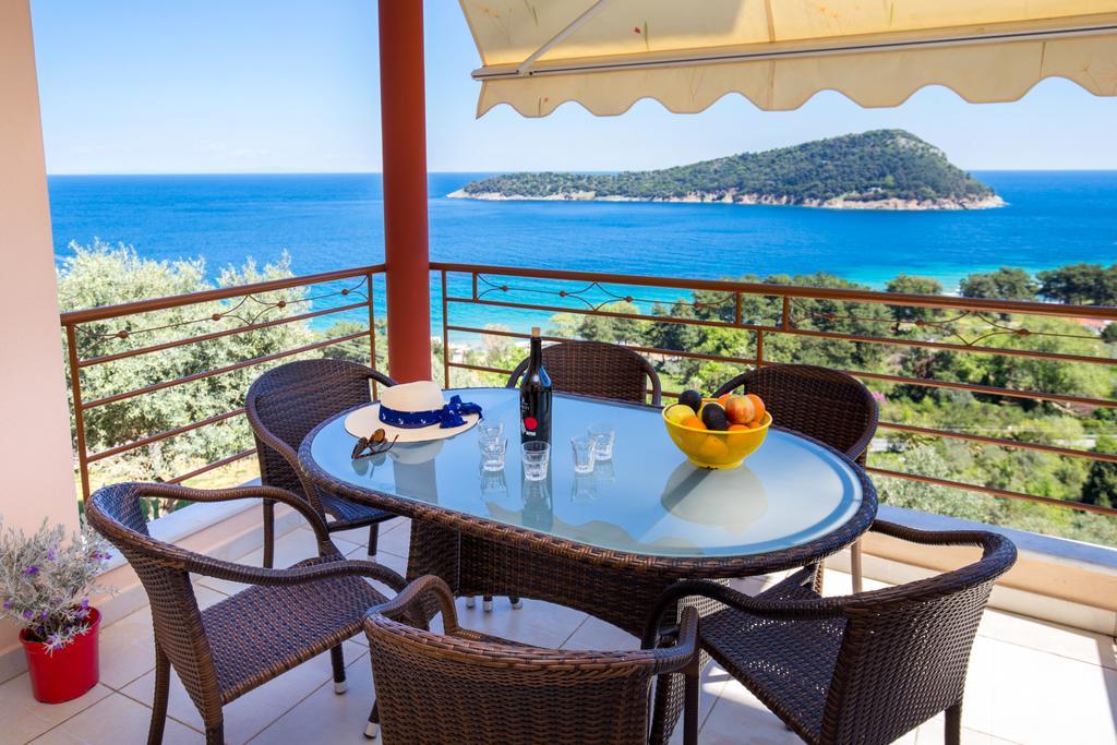 Aphrodite Villas Koinira Extérieur photo