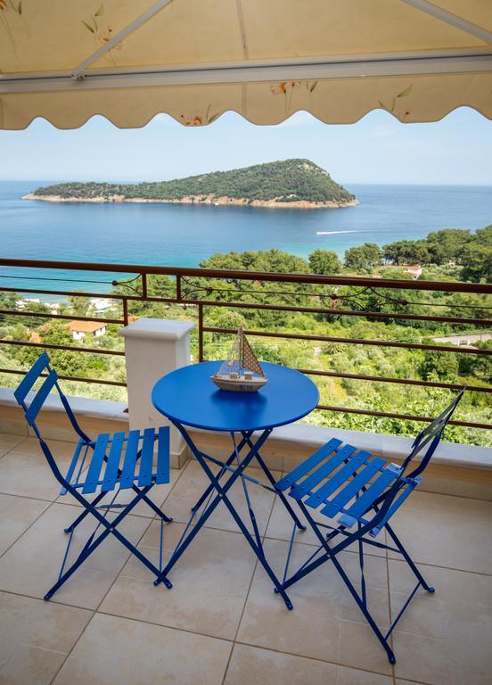 Aphrodite Villas Koinira Extérieur photo